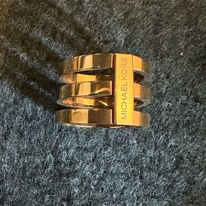 Michael Kors rose gold ring